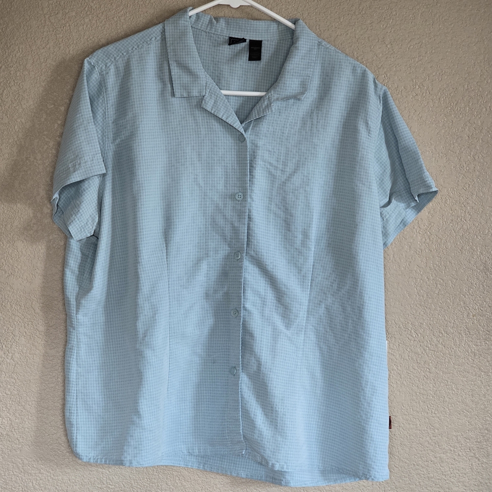 REI Light‎ Blue Casual Button Down Shirt XL